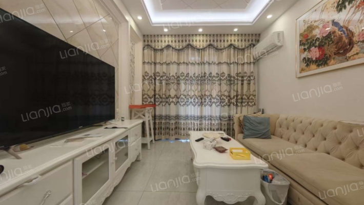 河畔花园二手房实景图