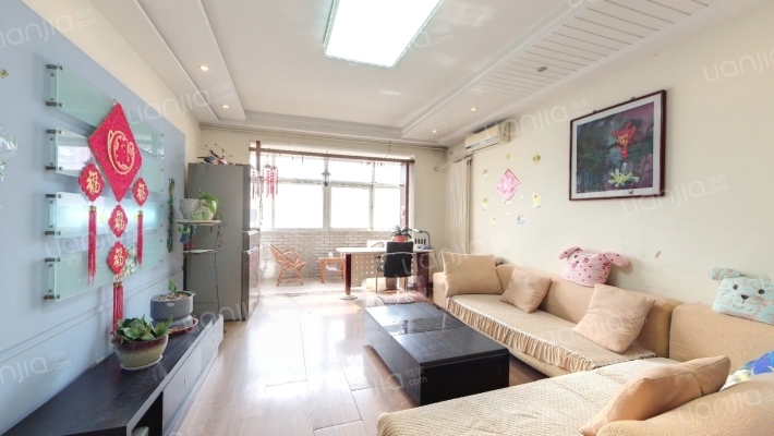 唐岛湾A小区二手房实景图