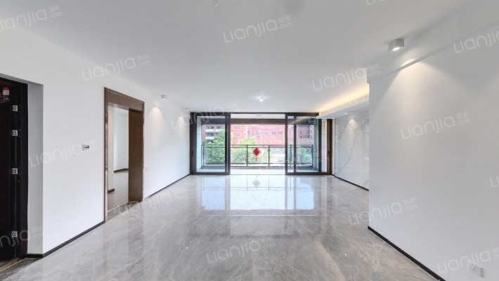 保利天汇二手房实景图