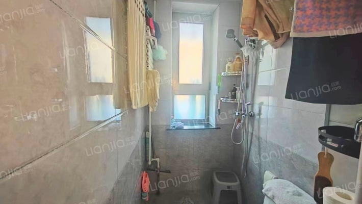 建厂局家属院 2室1厅 南 北-卫生间