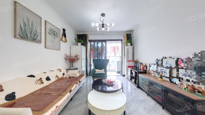 宝泰雅苑二手房实景图