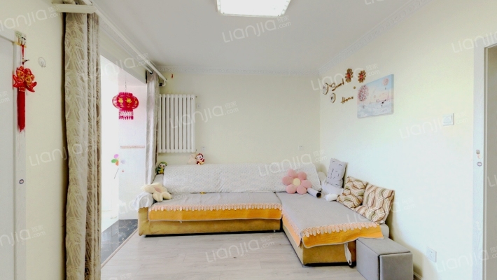 迎宾中路二手房实景图