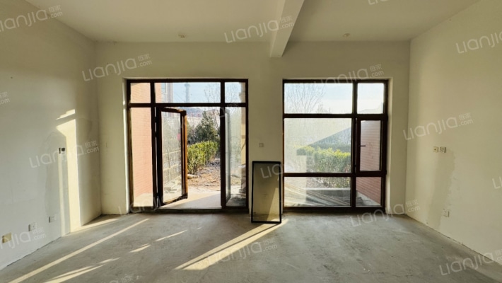 望岳山居二手房实景图