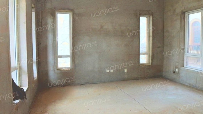 西京都 高尔夫  爱丁堡 类独栋 边户 大院子-客厅A