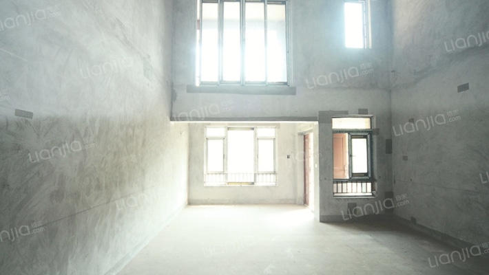 美利溪镇二期二手房实景图