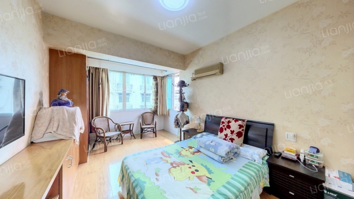 秋涛路168号二手房实景图