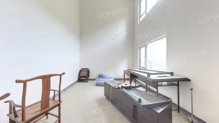 孔雀城麓院二手房实景图