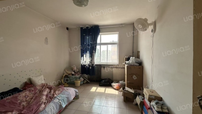 双塔中学小区 2室1厅 南 北-卧室B