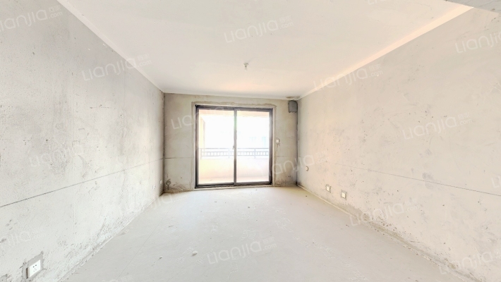 华隆广场二手房实景图