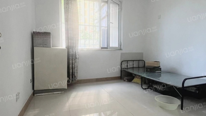 孝心楼层，户型优质，区位优势明显配套完善，出行便利-卧室C