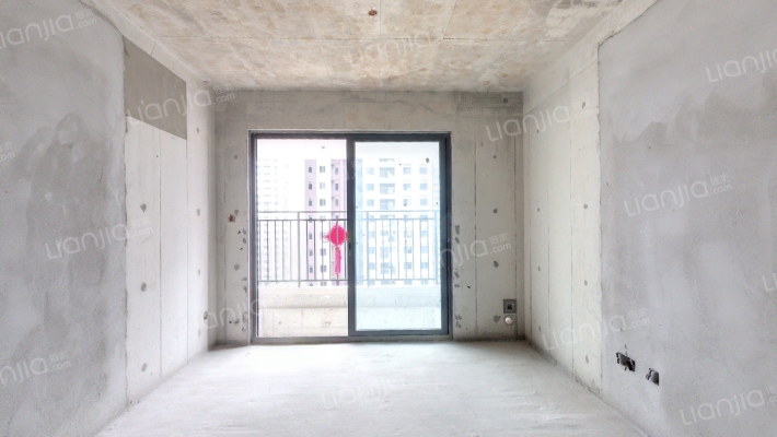 绿地朗峯二手房实景图