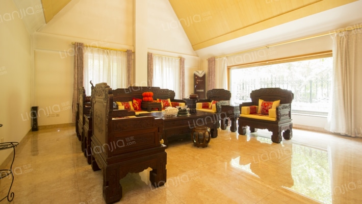 怡园别墅二手房实景图