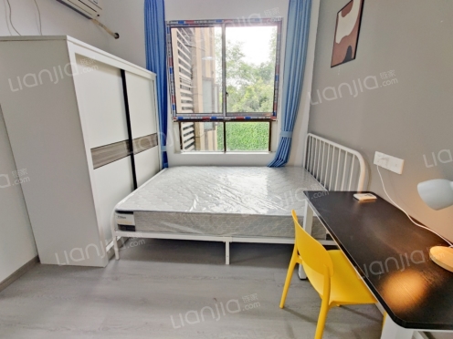 整租·华侨城天际湾B区 4室1厅 东南