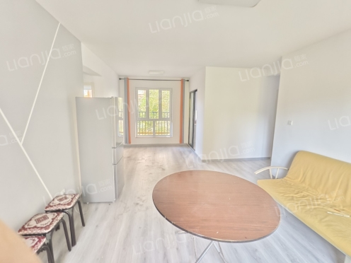 整租·二号台公务员小区C区 3室2厅 南