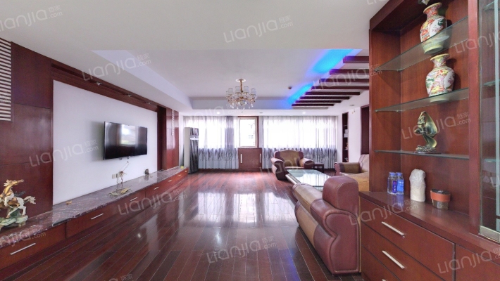 湖景中央花园二手房实景图