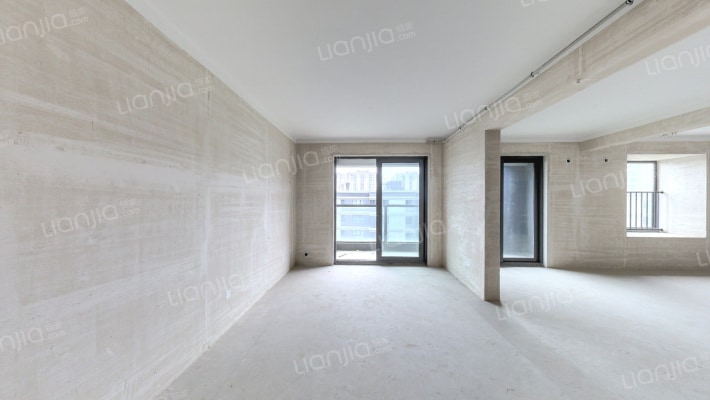 世外旭辉城二手房实景图