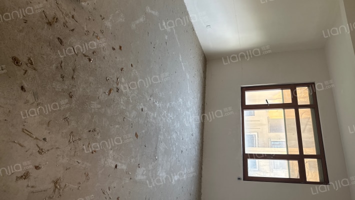 牧龙原墅二手房实景图