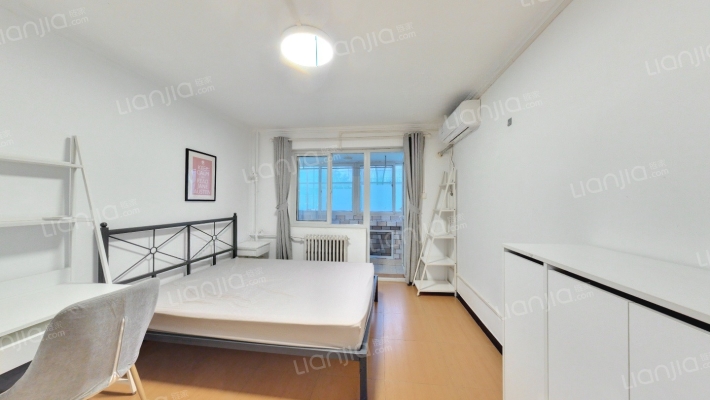 南十里居10号院二手房实景图