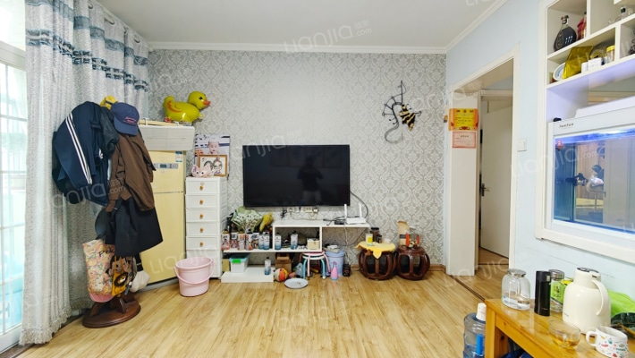 起重机械设备厂宿舍二手房实景图