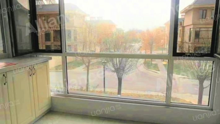 农大人才家园 南北通透大三居 精装修-餐厅