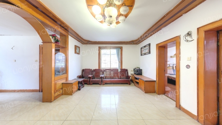 信江西路6-10号二手房实景图