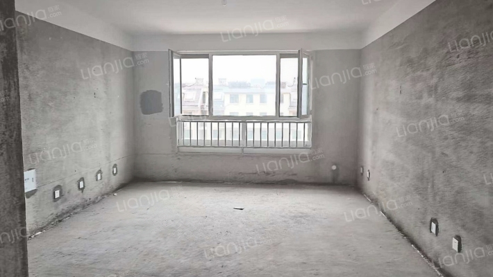 泰和华府二手房实景图