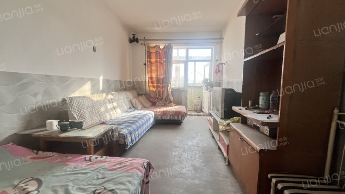 173单位房 集中供暖 采光好 满五唯一 南北通透-卧室B