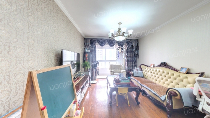 万科蓝山一期二手房实景图