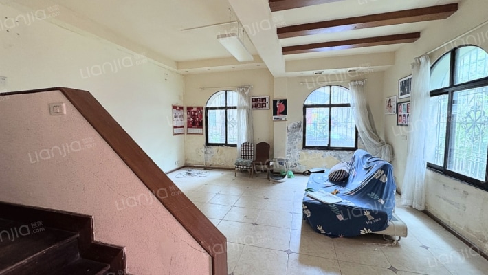 嘉馨花园二手房实景图