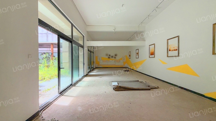 万科悦湾府二手房实景图