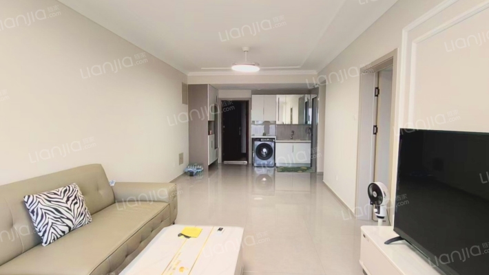 急售三利b区精装自住两居，价格美丽-餐厅