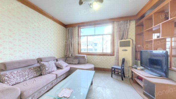 博物馆住宅楼二手房实景图