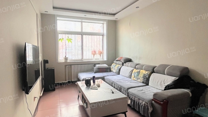 人保宿舍二手房实景图