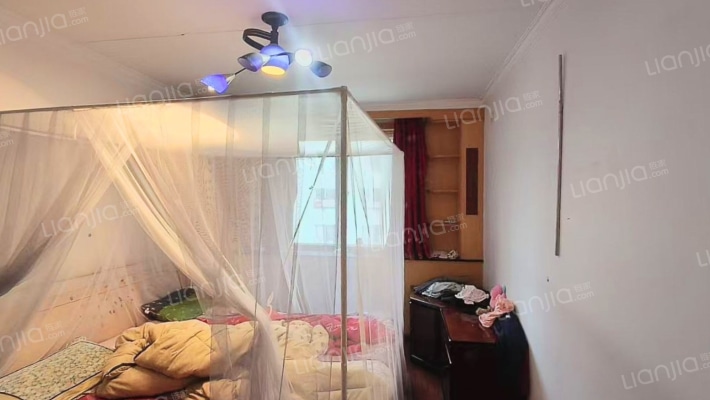 新安小区 3室2厅 南 北-卧室B