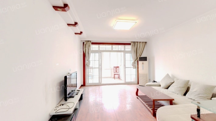 东方名嘉西区二手房实景图