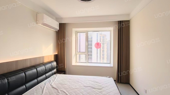 急售铂悦山精装三居，全屋智能家电，价格美丽。-卧室A