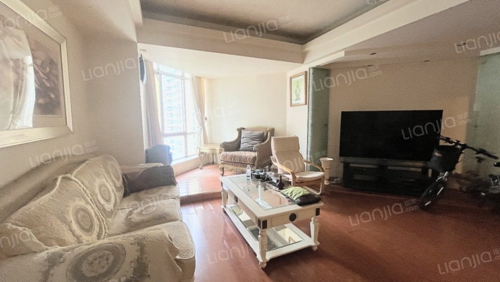 世贸雅苑二手房实景图