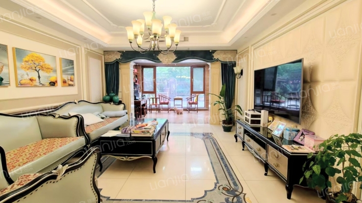 欧堡利亚悦府二手房实景图