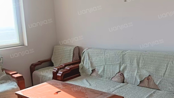 蓝天美林湾 2室2厅 东南-客厅