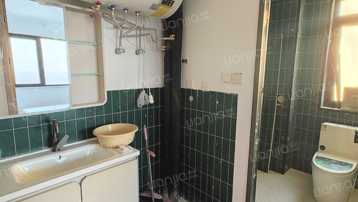 企现房 集中供暖 南北通透 明厨明卫-洗手间