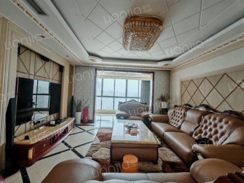 整租·罗浮第壹区 4室2厅 西南