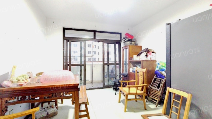 云帆花苑二手房实景图