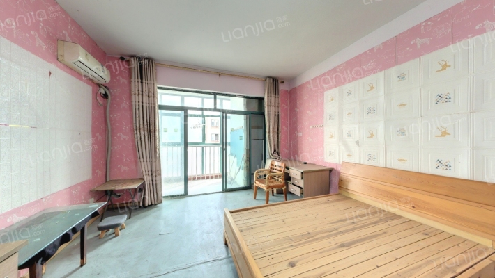 独山嘉园东区二手房实景图