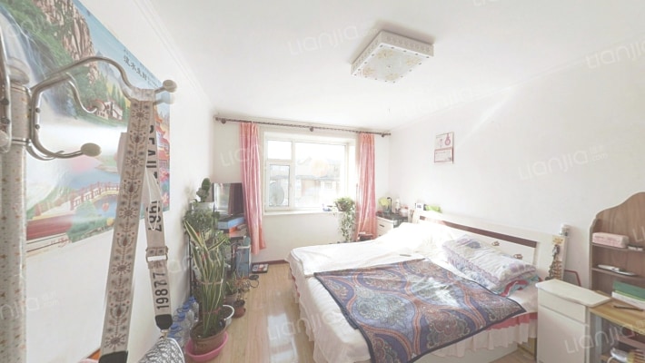 胶合板宿舍二手房实景图