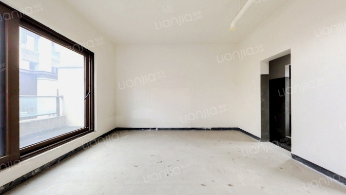 金辉泊舍二手房实景图