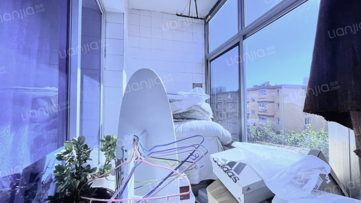 二医院家属院适宜或是本单位职工人员-阳台