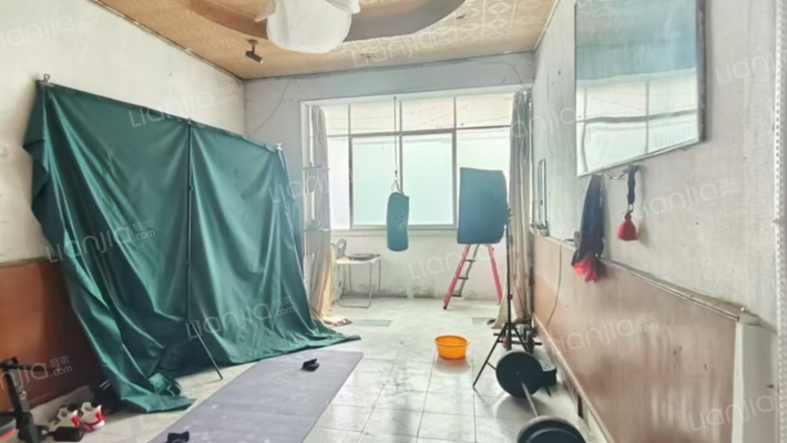 鲤鱼街52号二手房实景图