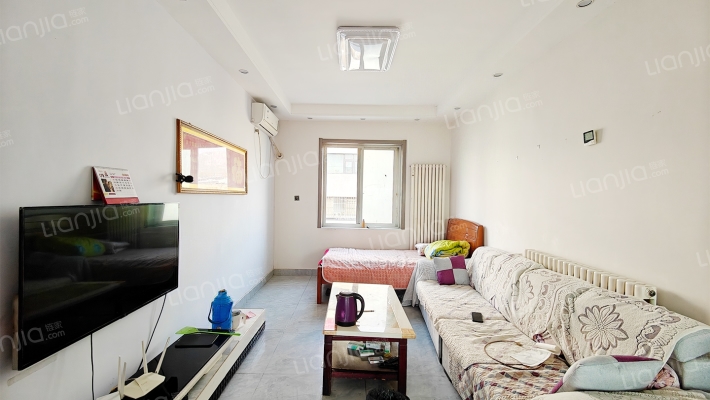 泰安市服装研究所宿舍二手房实景图