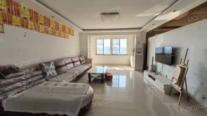 温泉公寓二手房实景图