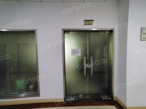 整租·兴中大厦 0室1厅 西南